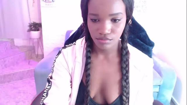 Image 2 of cattalheya Stream on Chaturbate on 9 days ago