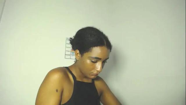 Image 2 of cattleya_hotgirl Stream on Chaturbate on 4 months ago