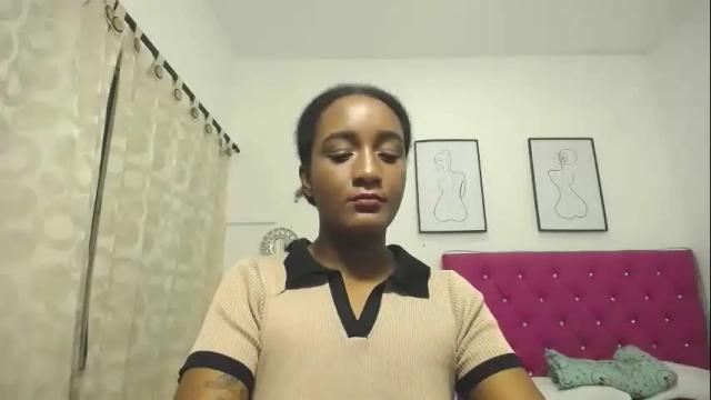 Image 8 of cattleya_hotgirl Stream on Chaturbate on 2 months ago