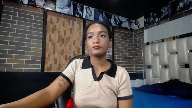 Image 6 of cattleya_hotgirl Stream on Chaturbate on 2 months ago