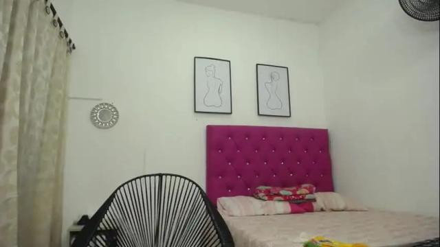 Image 4 of cattleya_hotgirl Stream on Chaturbate on 1 month ago