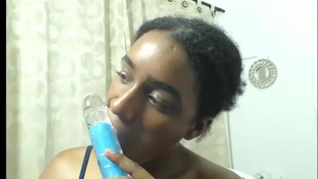 Image 2 of cattleya_hotgirl Stream on Chaturbate on 2 days ago