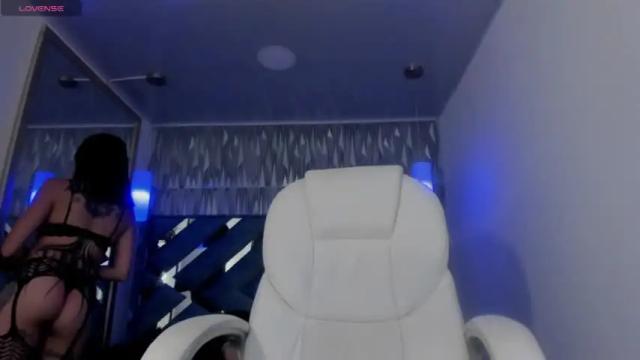 Image 11 of cattleya_jensen Stream on Chaturbate on 13 months ago