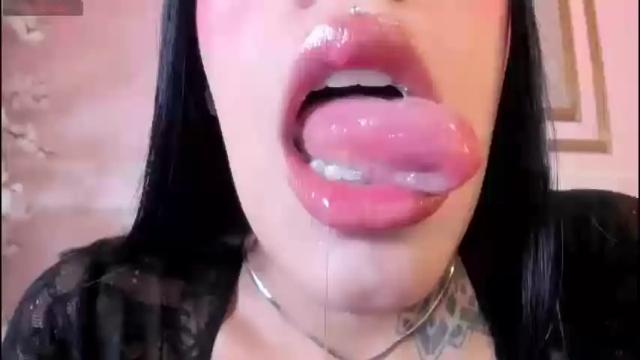 Image 2 of cattleya_jensen Stream on Chaturbate on 1 month ago