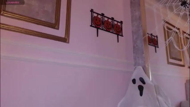 Image 2 of cattleya_jensen Stream on Chaturbate on 13 days ago