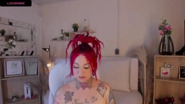 Image 8 of cattleya_monroe Stream on Chaturbate on 14 months ago