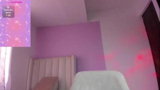 Image 11 of caylin_jordan Stream on Chaturbate on 1 month ago