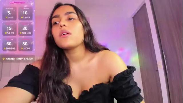 Image 11 of caylin_jordan Stream on Chaturbate on 22 days ago