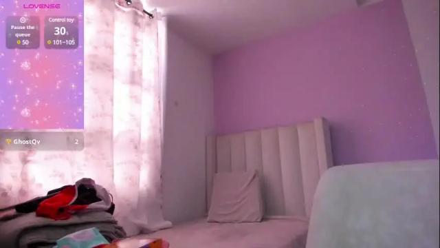 Image 12 of caylin_jordan Stream on Chaturbate on 19 days ago