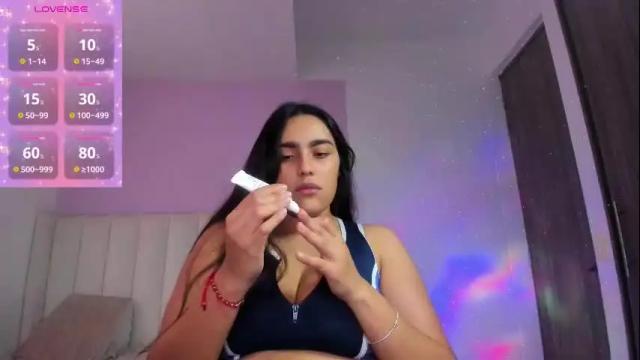 Image 4 of caylin_jordan Stream on Chaturbate on 5 days ago
