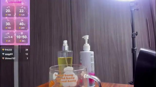 Image 4 of caylin_jordan Stream on Chaturbate on 1 month ago