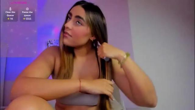 Image 8 of caylin_jordan Stream on Chaturbate on 3 days ago