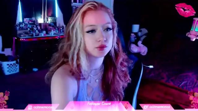 Image 4 of ccinnamon Stream on Chaturbate on 19 months ago