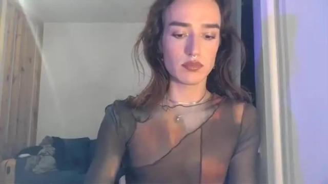 Image 3 of cececunt Stream on Chaturbate on 16 months ago