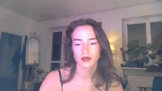 Image 2 of cececunt Stream on Chaturbate on 16 months ago