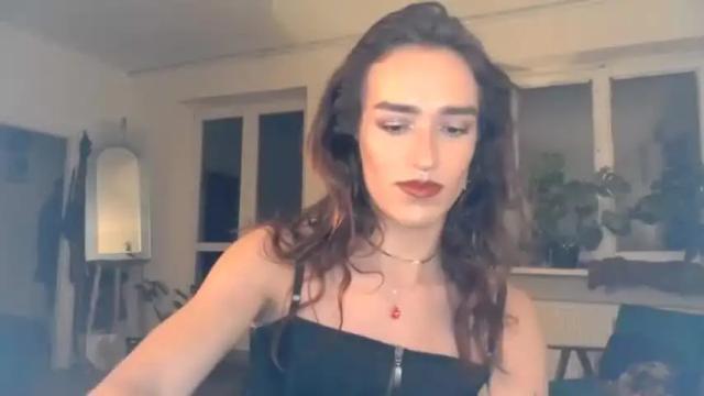 Image 11 of cececunt Stream on Chaturbate on 16 months ago