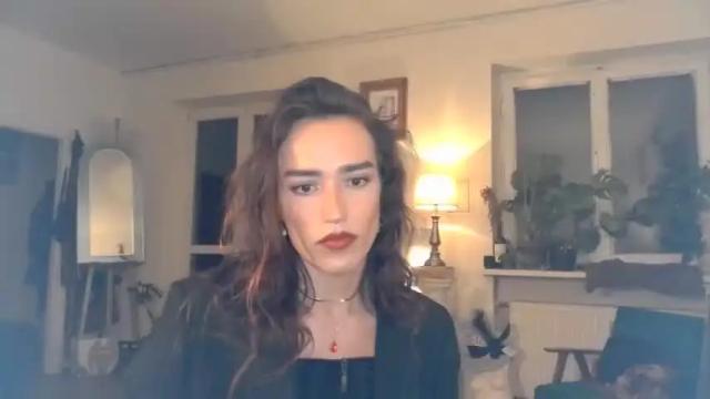 Image 4 of cececunt Stream on Chaturbate on 16 months ago