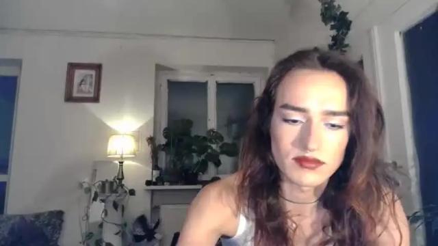 Image 12 of cececunt Stream on Chaturbate on 16 months ago