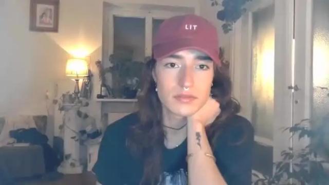 Image 3 of cececunt Stream on Chaturbate on 16 months ago