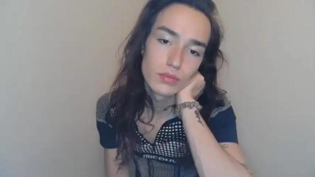 Image 2 of cececunt Stream on Chaturbate on 16 months ago