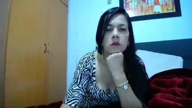Image 3 of cecihotty4u Stream on Chaturbate on 15 months ago