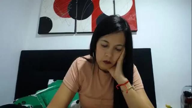 Image 4 of cecihotty4u Stream on Chaturbate on 1 month ago