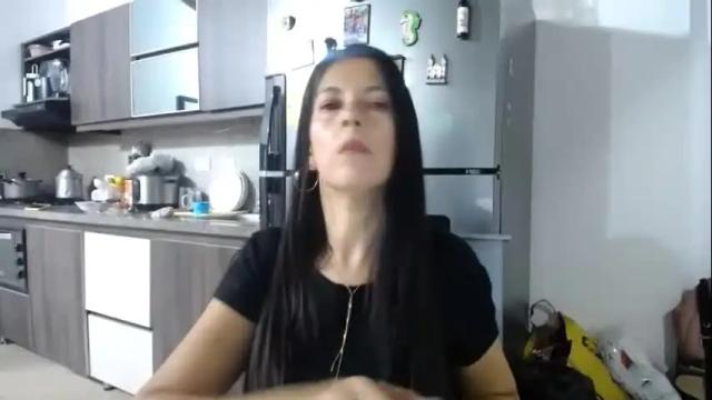 Image 8 of cecihotty4u Stream on Chaturbate on 1 month ago