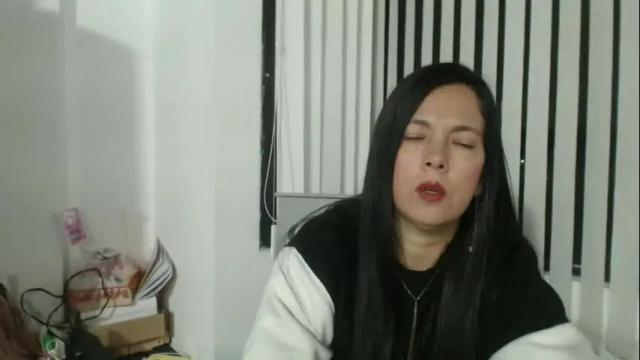 Image 11 of cecihotty4u Stream on Chaturbate on 1 month ago
