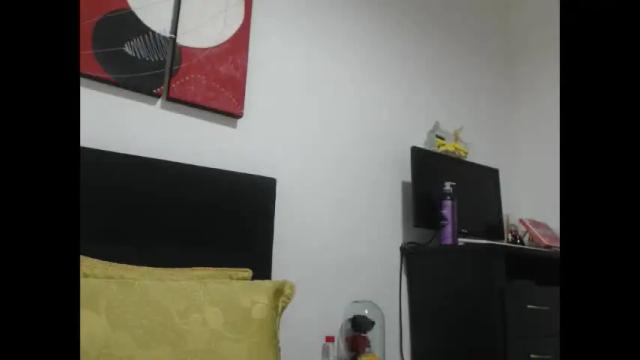 Image 3 of cecihotty4u Stream on Chaturbate on 26 days ago