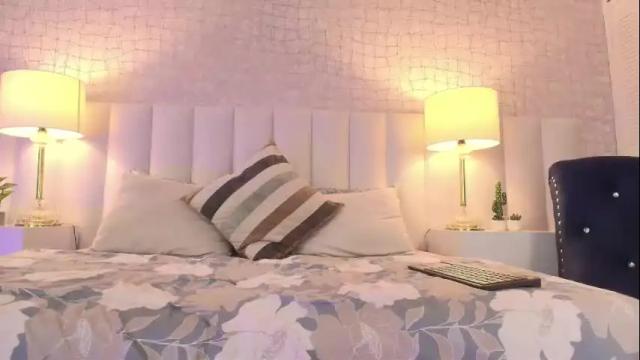 Image 7 of celeste_017 Stream on Chaturbate on 25 days ago