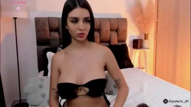 Image 6 of celeste_1220 Stream on Chaturbate on 2 months ago