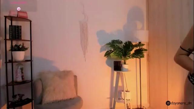 Image 4 of celeste_1220 Stream on Chaturbate on 2 months ago