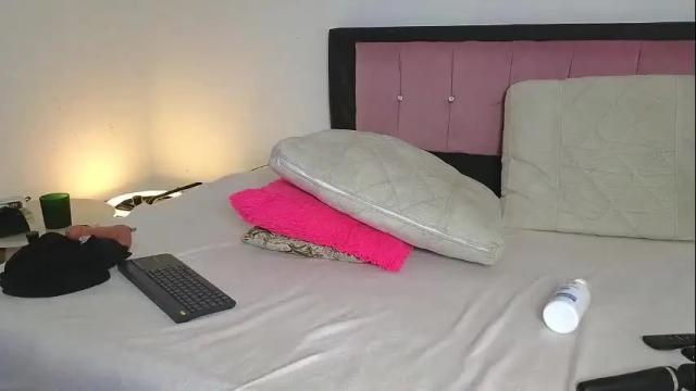Image 7 of celeste_1star Stream on Chaturbate on 14 days ago