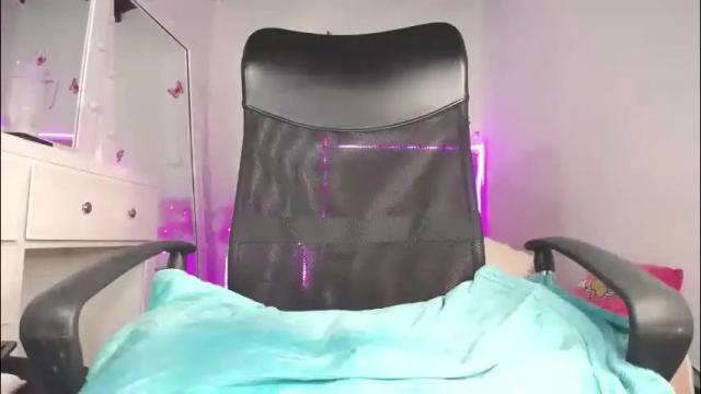 Image 3 of celeste__sweetx Stream on Chaturbate on 1 month ago