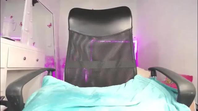 Image 4 of celeste__sweetx Stream on Chaturbate on 1 month ago