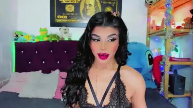Image 4 of celeste_hot25horny Stream on Chaturbate on 1 month ago