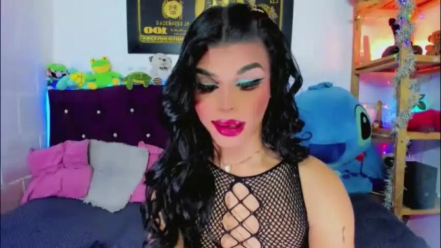 Image 4 of celeste_hot25horny Stream on Chaturbate on 1 month ago