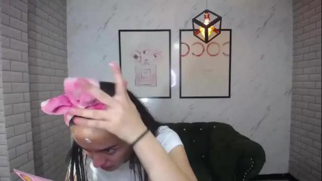 Thumbnail 1, celeste_lee_v's Stream at Chaturbate, 1 month ago