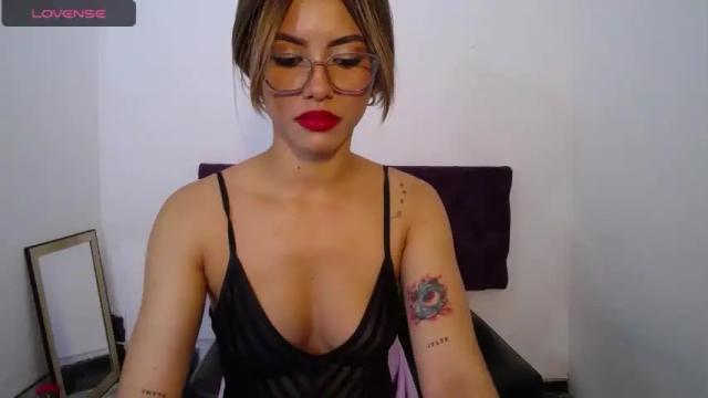 Image 3 of celeste_lovex Stream on Chaturbate on 15 months ago