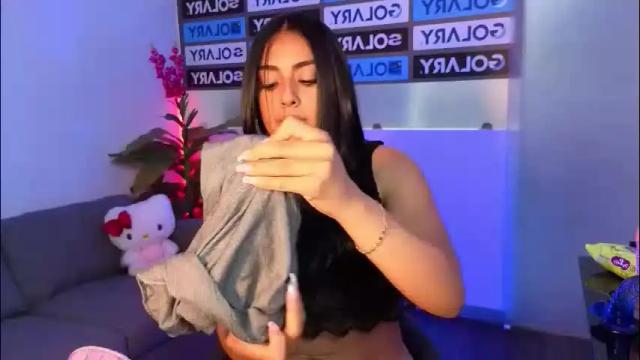 Image 3 of celeste_owen18 Stream on Chaturbate on 2 days ago