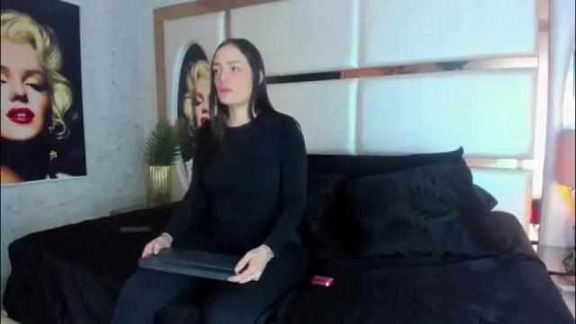 Image 4 of celeste_starsss Stream on Chaturbate on 1 month ago