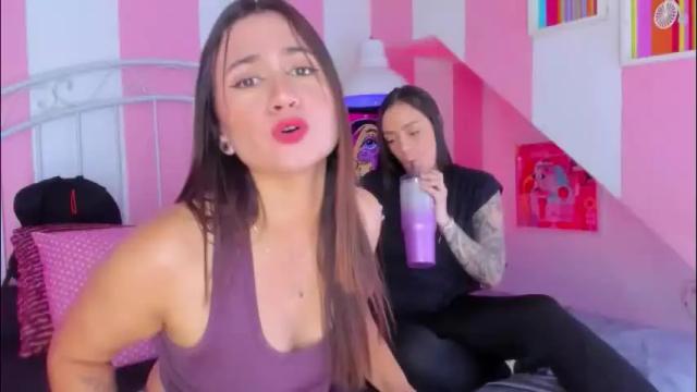 Image 4 of celeste_starsss Stream on Chaturbate on 26 days ago