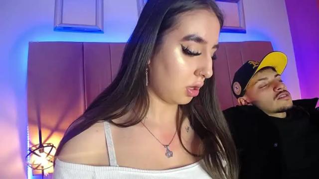 Image 3 of celeste_sweet_04 Stream on Chaturbate on 13 months ago