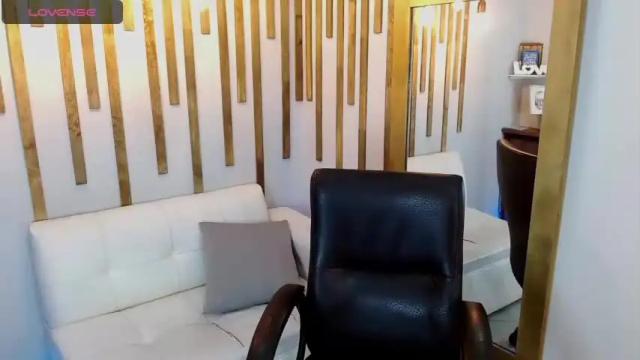 Image 11 of celeste_vera Stream on Chaturbate on 18 months ago