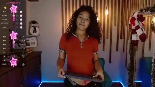 Image 7 of celeste_vera Stream on Chaturbate on 18 months ago