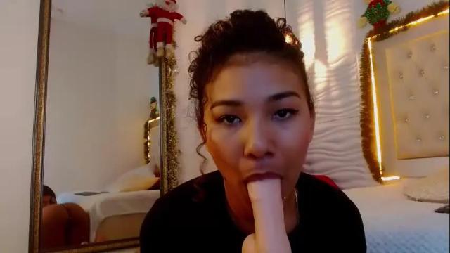 Image 12 of celeste_vera Stream on Chaturbate on 18 months ago
