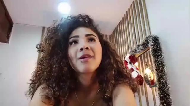 Image 2 of celeste_vera Stream on Chaturbate on 17 months ago