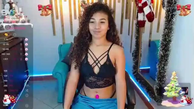 Image 8 of celeste_vera Stream on Chaturbate on 17 months ago