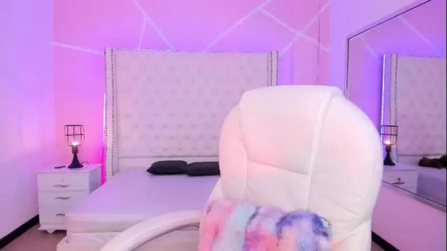 Image 3 of celeste_wayne Stream on Chaturbate on 21 days ago