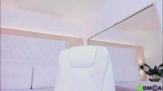 Image 6 of celeste_wayne Stream on Chaturbate on 1 month ago